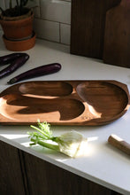 Încarcă imaginea în vizualizatorul Galerie, Platou de lemn Eva