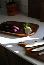 Încarcă imaginea în vizualizatorul Galerie, Platou de lemn Eva