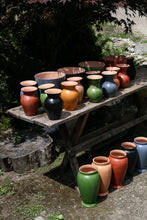 Încarcă imaginea în vizualizatorul Galerie, Vază din lut Milagro