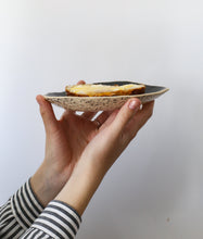 Încarcă imaginea în vizualizatorul Galerie, Set 3 farfurii ceramică manuală KUTT Harmonia