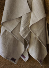 Încarcă imaginea în vizualizatorul Galerie, Set 3 prosoape de bucătărie Dai