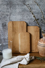Încarcă imaginea în vizualizatorul Galerie, Set 3 tocătoare de lemn Zeke