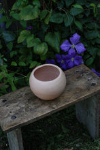 Încarcă imaginea în vizualizatorul Galerie, Ghiveci de lut Joya