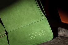 Încarcă imaginea în vizualizatorul Galerie, Geantă din piele velur KUTT Agave