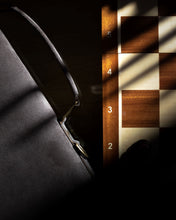 Încarcă imaginea în vizualizatorul Galerie, Geantă din piele velur KUTT Sussurro