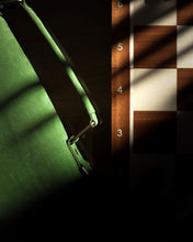 Încarcă imaginea în vizualizatorul Galerie, Geantă din piele velur KUTT Agave