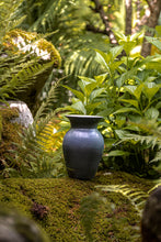 Încarcă imaginea în vizualizatorul Galerie, Vază din lut Milagro