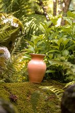 Încarcă imaginea în vizualizatorul Galerie, Vază din lut Milagro