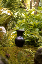 Încarcă imaginea în vizualizatorul Galerie, Vază din lut Sierra