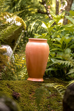 Încarcă imaginea în vizualizatorul Galerie, Vază din lut Loa