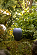 Încarcă imaginea în vizualizatorul Galerie, Vază din lut Espe