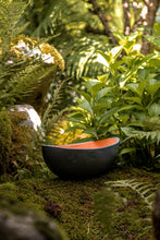 Încarcă imaginea în vizualizatorul Galerie, Bol de lut Cruz