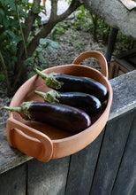 Încarcă imaginea în vizualizatorul Galerie, Platou de lut Fausto