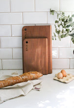 Încarcă imaginea în vizualizatorul Galerie, Set 2 tocătoare Iris